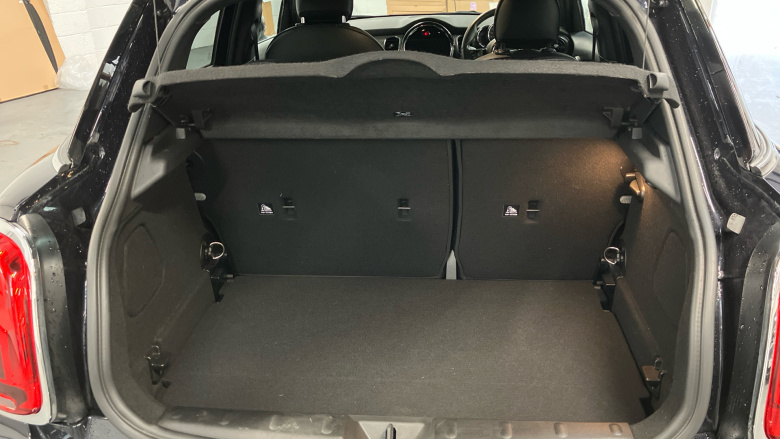 MINI Hatchback 1.5 Cooper Exclusive 5dr Auto Petrol Hatchback